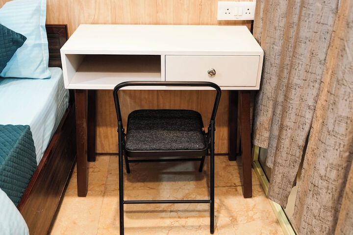 Room 7 of 49