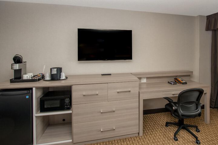 Room 6 of 41