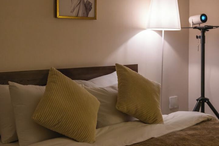 Room 34 of 101