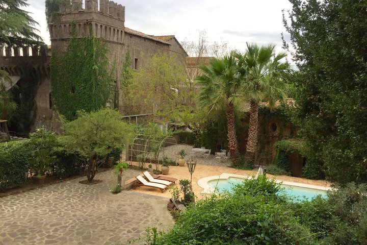 Hotel Exterior 21 of 22