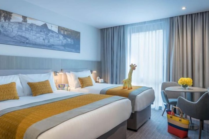 Room 14 of 47