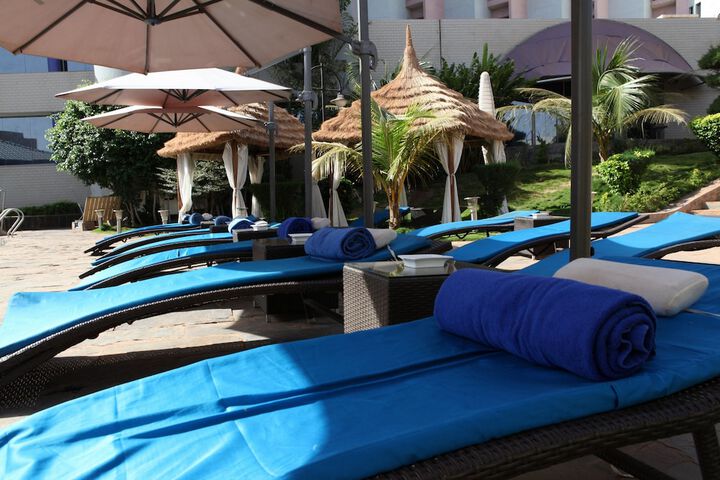 Pool Hotel