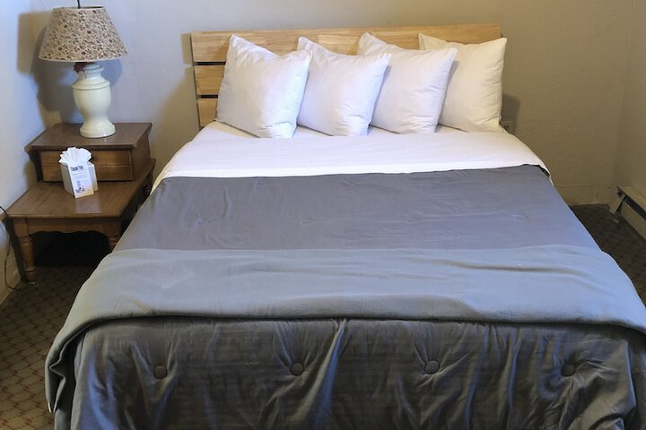 Room 35 of 68