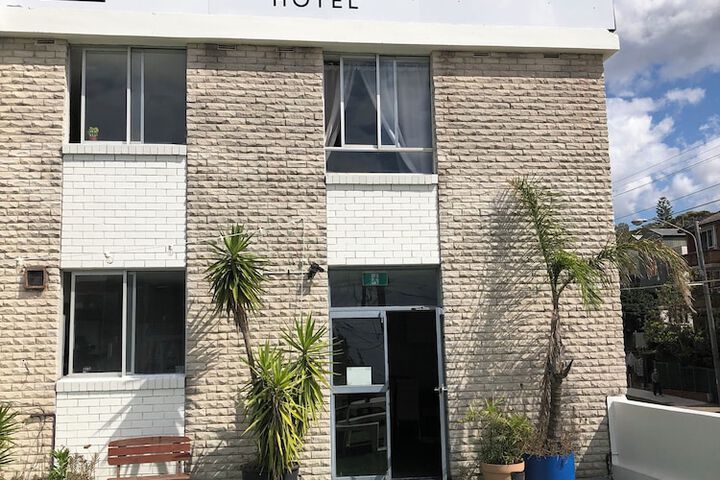 Hotel 43 of 44