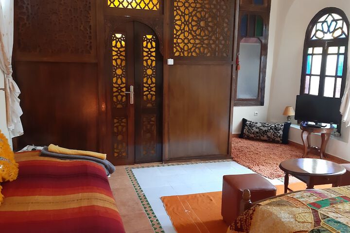 Room 25 of 52
