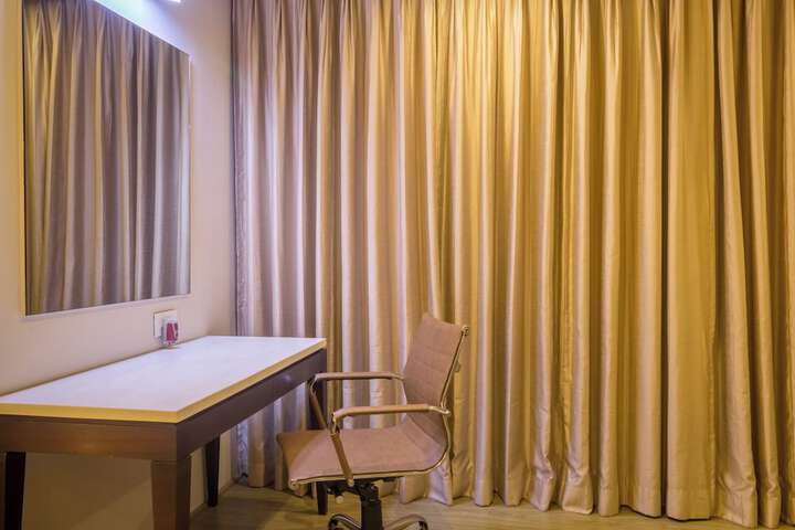 Room 16 of 87
