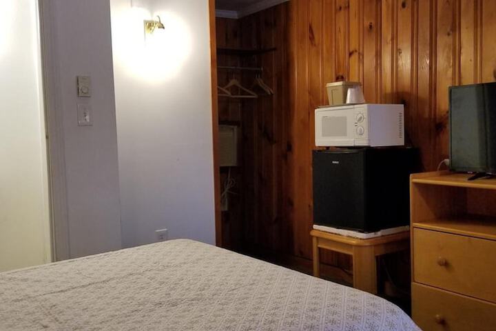 Room 10 of 60