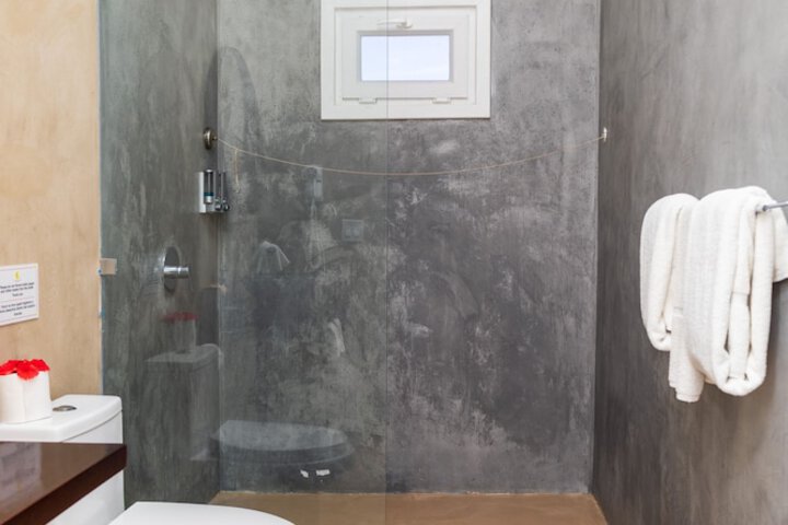 Room 25 of 44