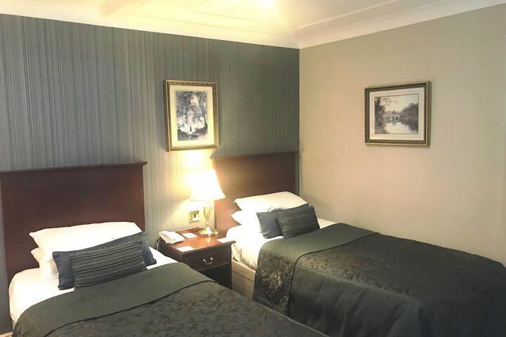 Room 37 of 113
