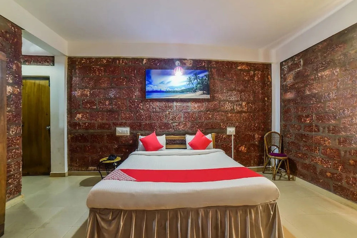 Room 5 of 19
