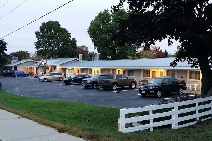 Property Grounds 25 of 27