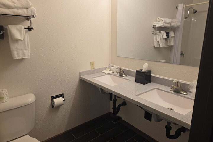 Room 15 of 18