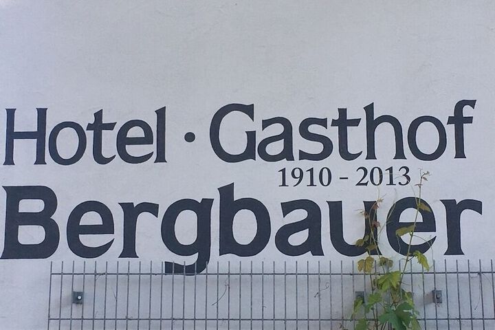 Hotel Bergbauer in Neuburg