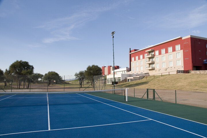 Tennis court