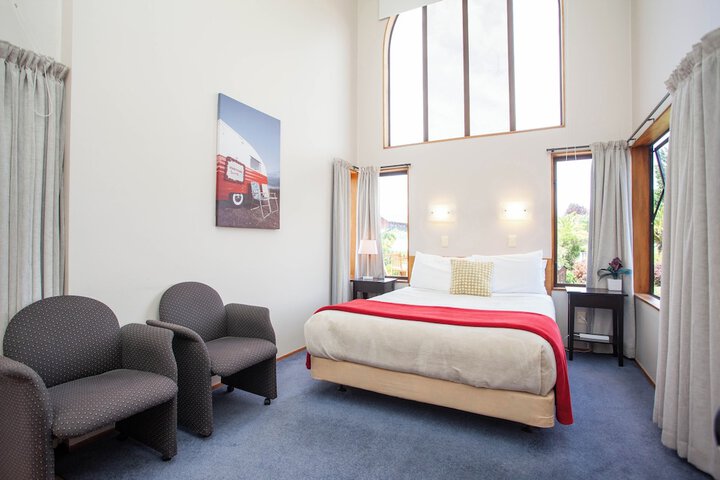 Room 47 of 163