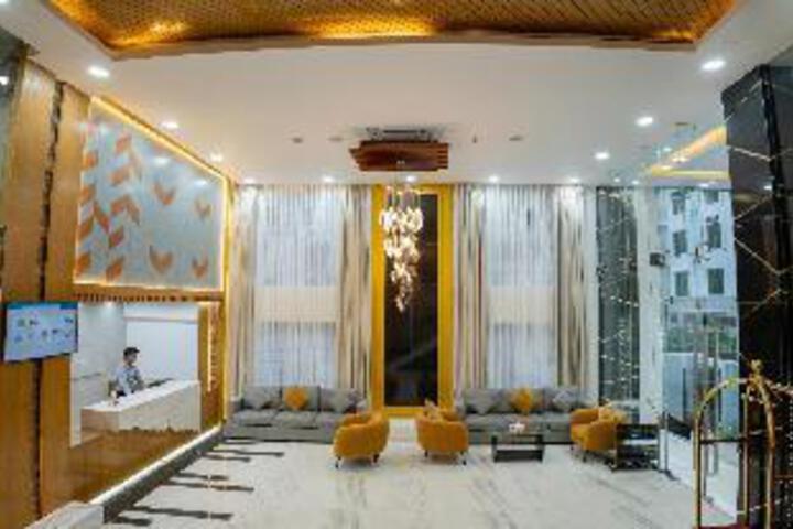 Hotel 4 of 14