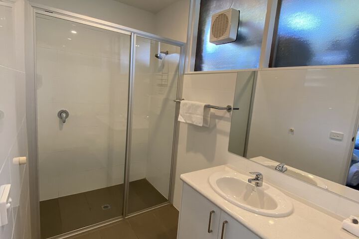 Room 68 of 90