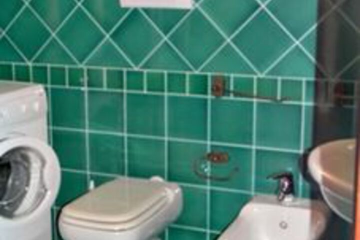 Room 4 of 21