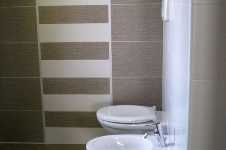 Room 16 of 61