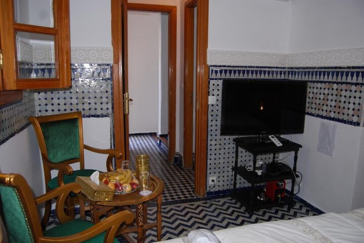 Room 6 of 26