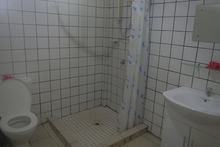 Room 85 of 128