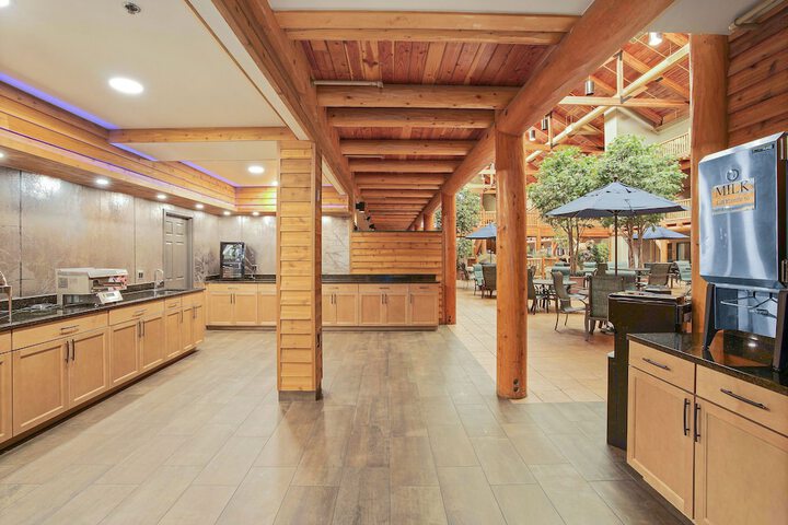 Breakfast/Coffee Service 17 of 27