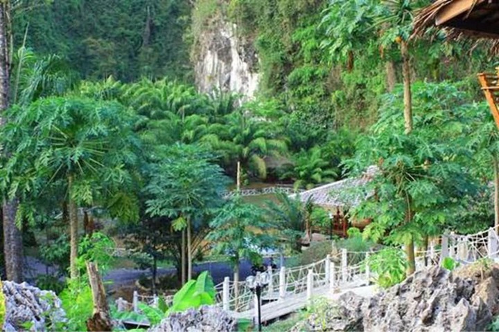 Room 18 of 30
