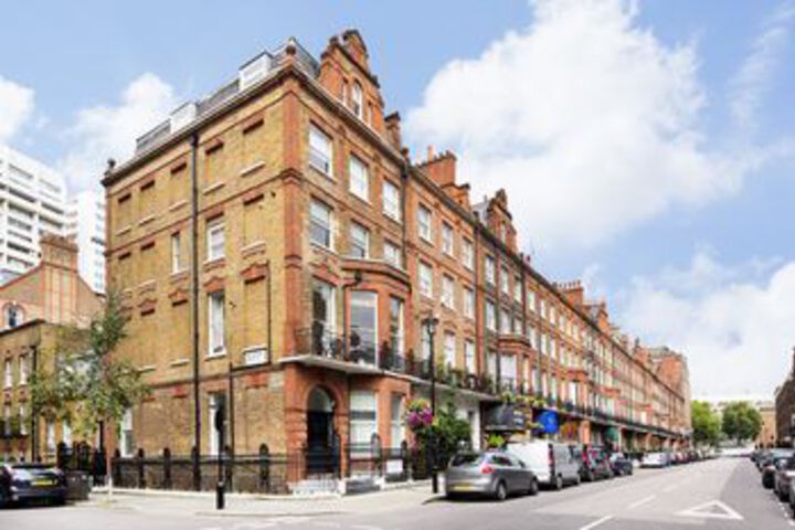 Gorgeous 2BR in Sherlock Holmes Baker Street!