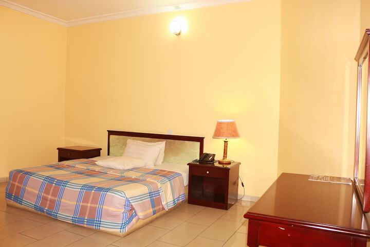 Room 18 of 20