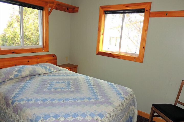 Room 34 of 338