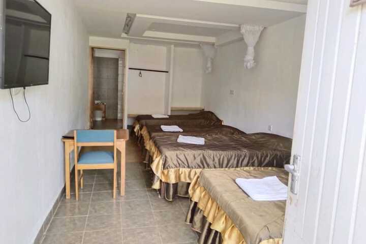 Room 12 of 52