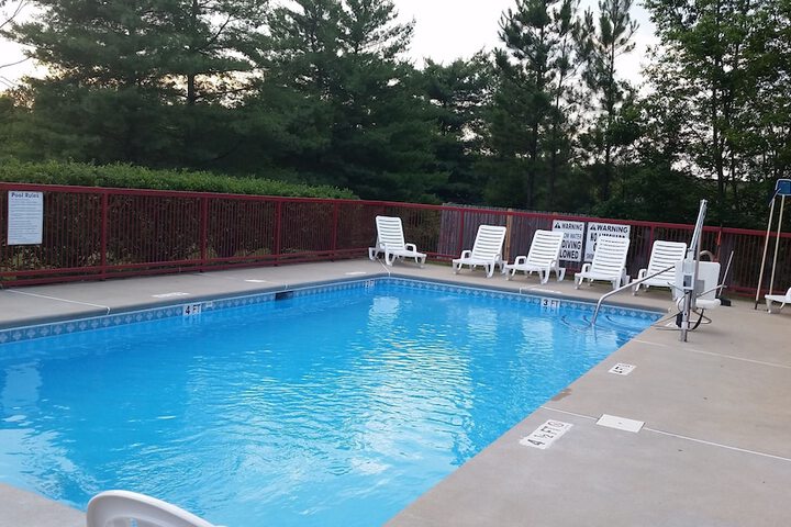 Pool 48 of 70