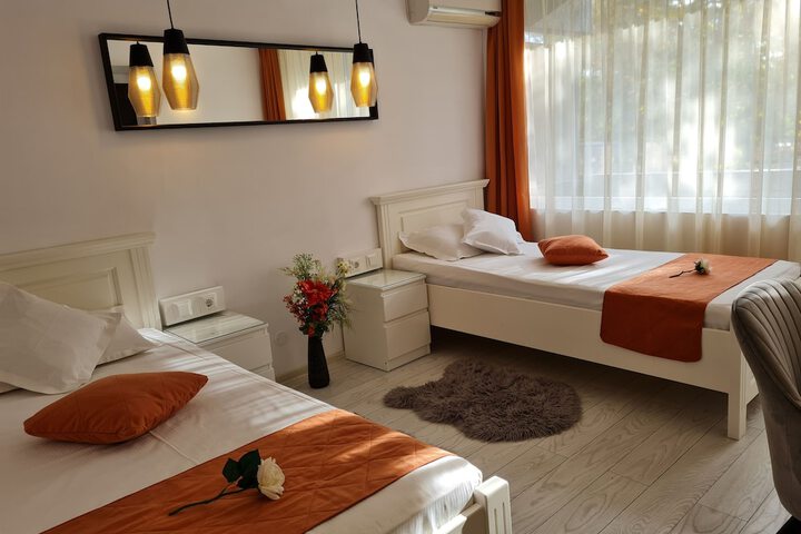 Room 43 of 113