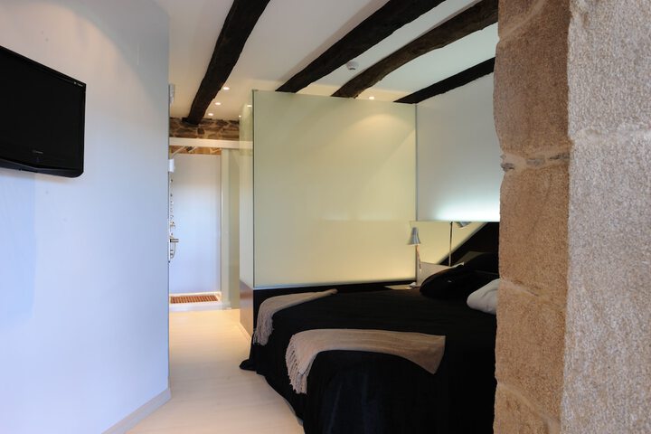 Room 10 of 39