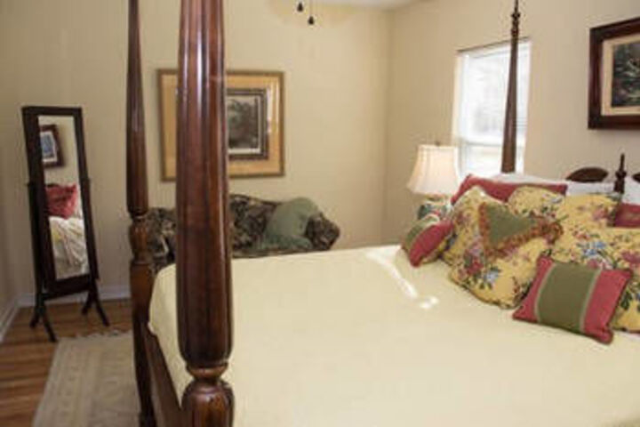 Room 20 of 46