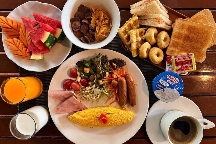Breakfast buffet