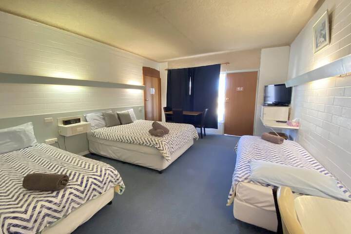 Room 10 of 39