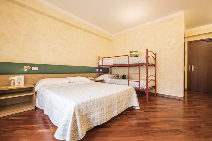 Room 19 of 70
