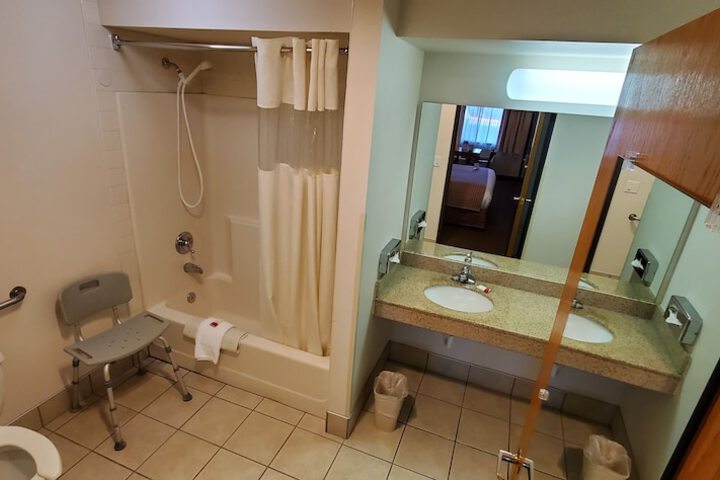 Room 7 of 26