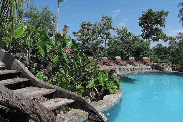 Hotel with Pool
