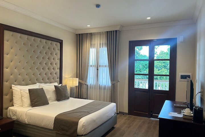 Room 19 of 99