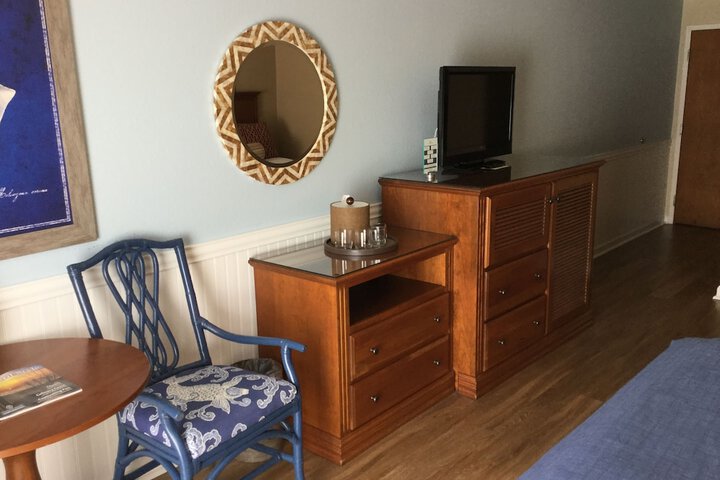Room 10 of 169