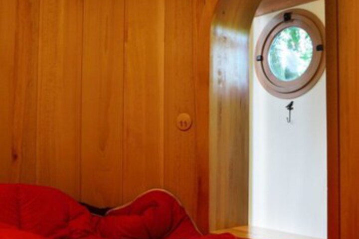 Room 17 of 32