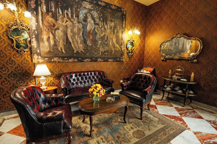Hotel Interior 10 of 152