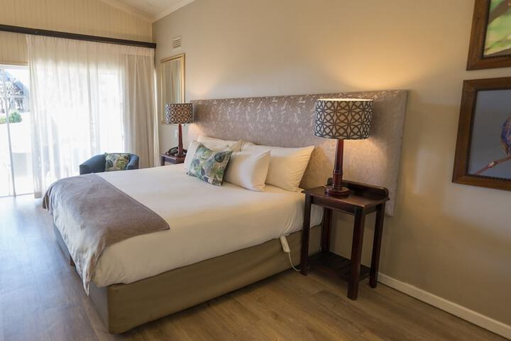 Room 45 of 143