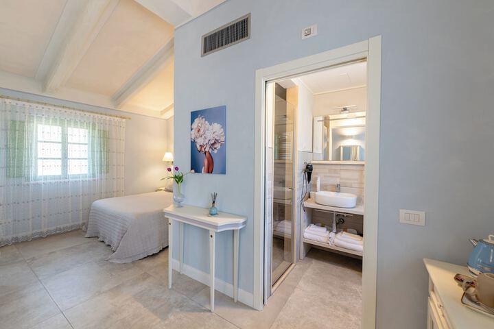 Room 45 of 72