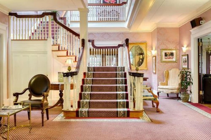 Hotel Interior 30 of 34