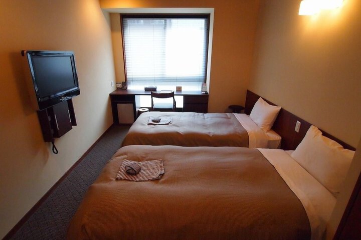 Room 7 of 51
