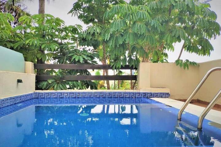 Pool 18 of 24