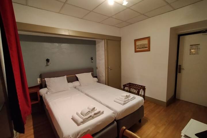 Room 20 of 47